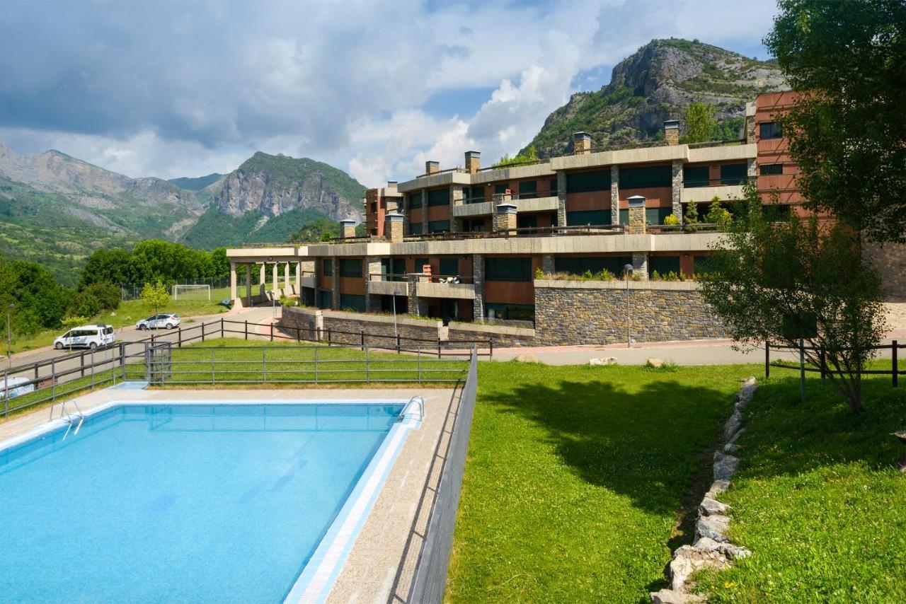 Pena Sabocos II Apartamento Turistico Panticosa Ngoại thất bức ảnh